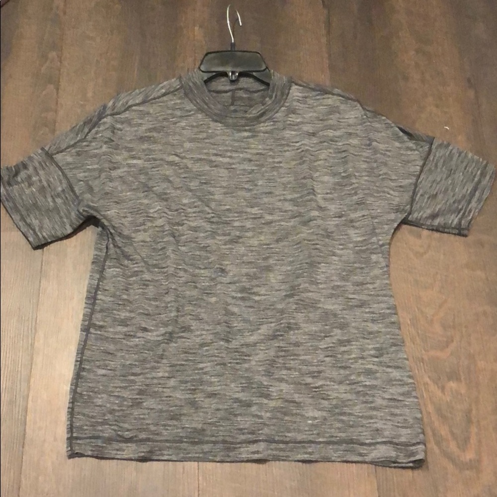 Lululemon Gray Workout shirt